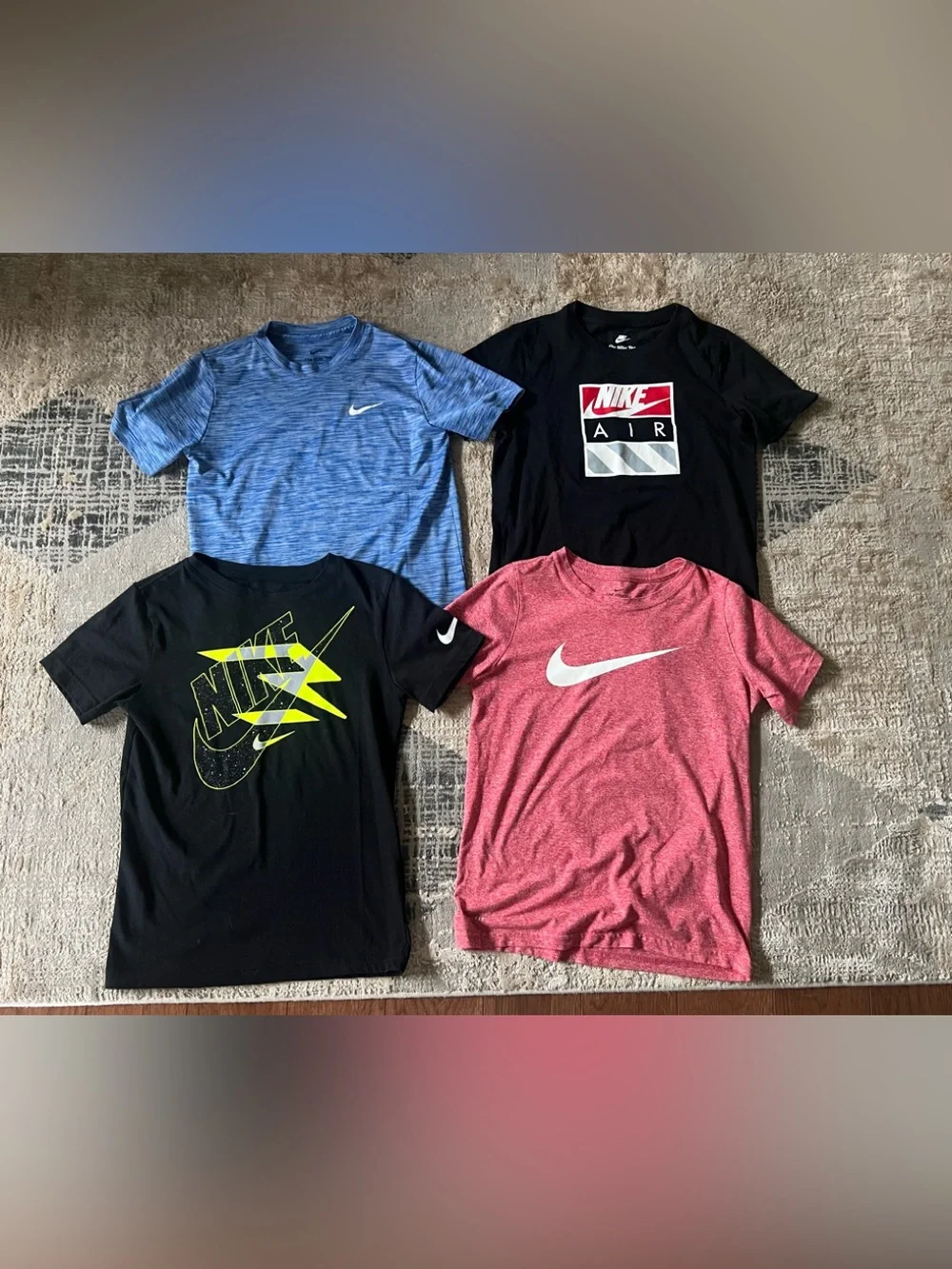 Nike Kids T-Shirt Lot - Medium